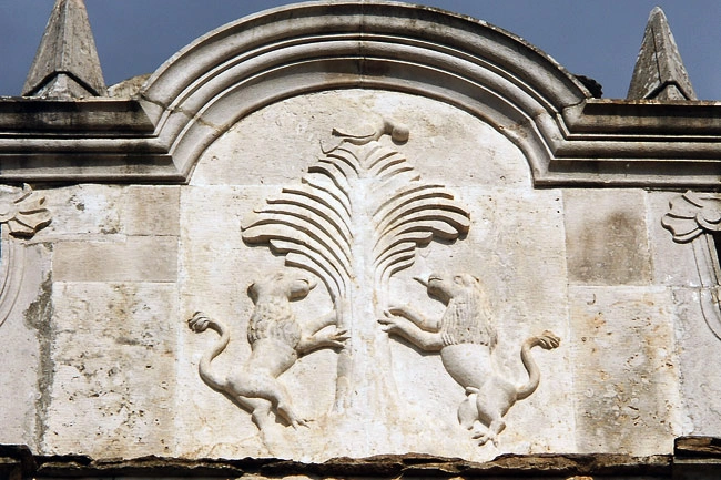 detalj samostana Sv. Petra i Pavla